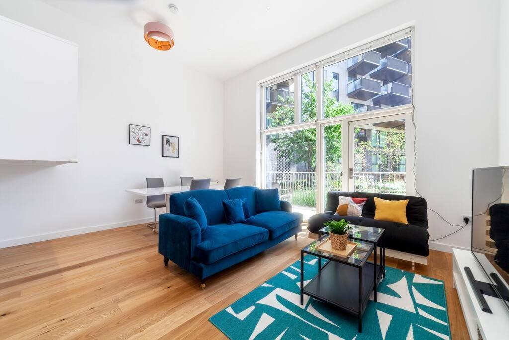 Stunning New 3 Bdr Duplex Wbalcony, East London Leilighet Eksteriør bilde